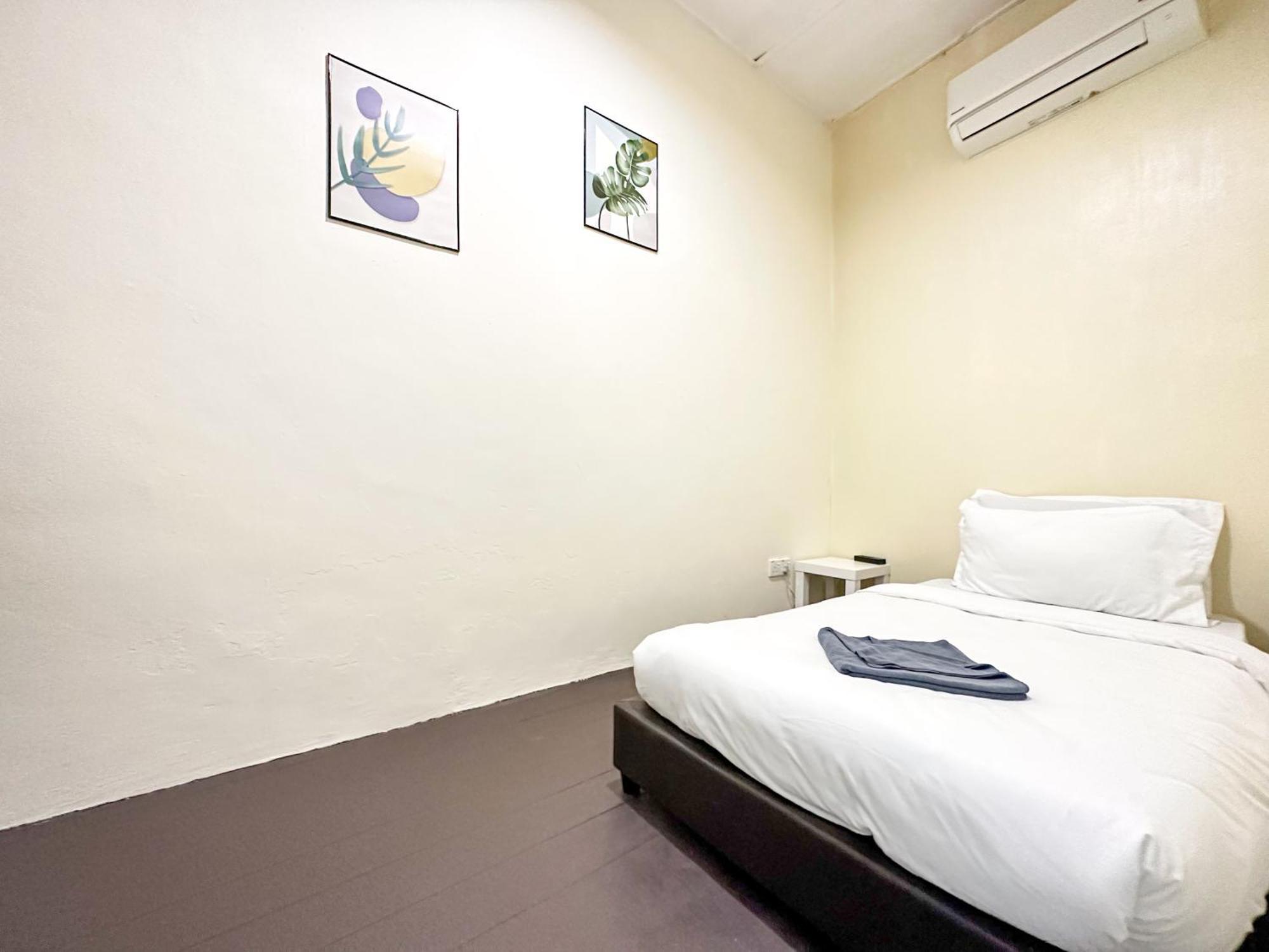 22A Hostel George Town Exterior photo